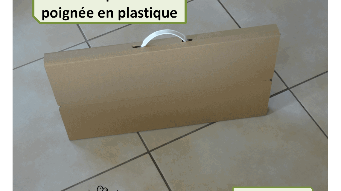 Découpe avec une poignée en plastique - Carton ondulé  