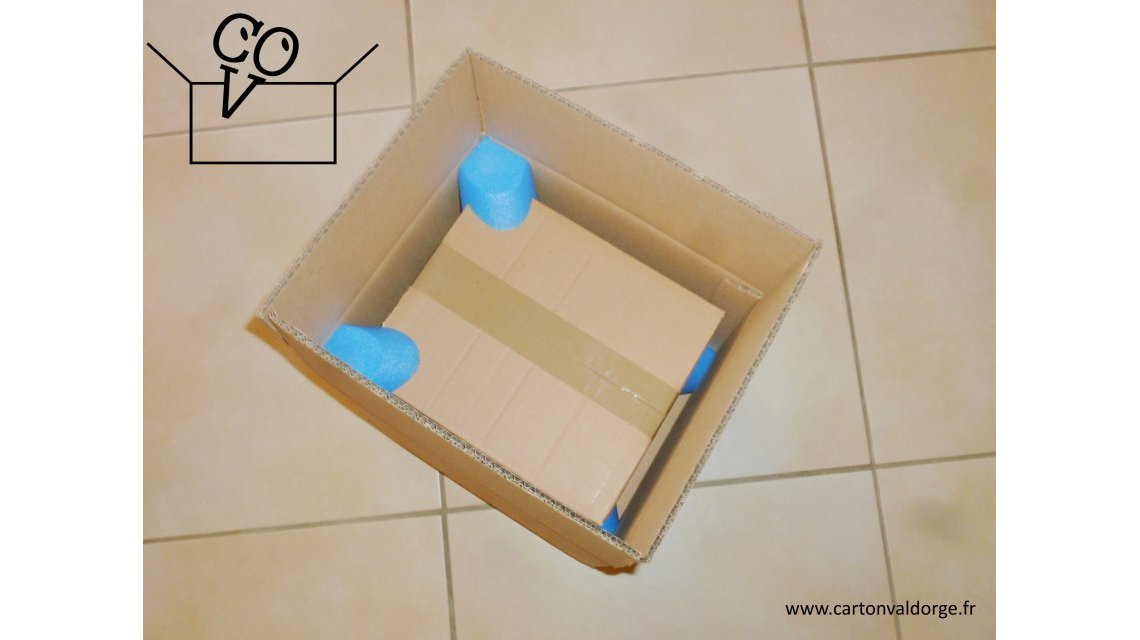 Caisse carton dans la caisse avec des cuts corners - Forte protection de vos produits  
